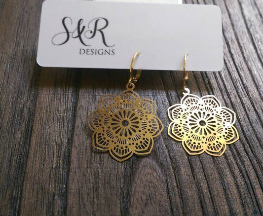 Flower Filigree Gold Stainless Steel Dangle Leverback Earrings.